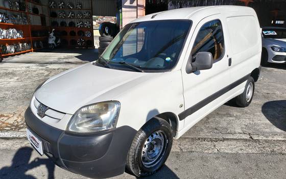 PEUGEOT PARTNER 1.6 FURGÃO 800KG 16V FLEX 3P MANUAL PEUGEOT PARTNER 1.6 FURGÃO 800KG 16V FLEX 3P MANUAL